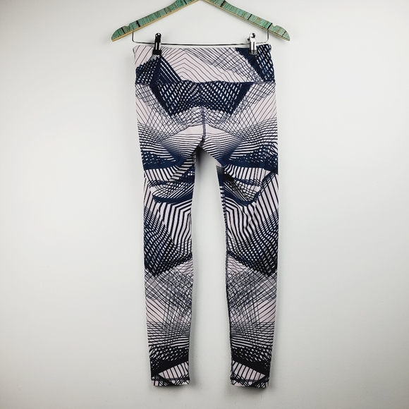 Noli Leggings Geometric Striped Leggings Med NWOT - Picture 4 of 7
